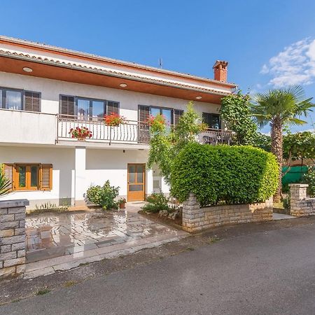Apartments With A Parking Space Porec - 13927 Exterior photo