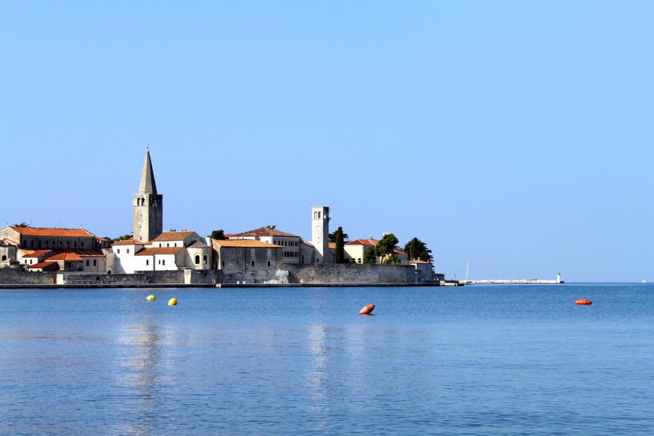 Apartments With A Parking Space Porec - 13927 Exterior photo